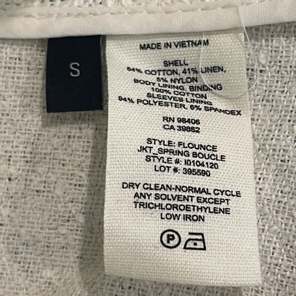 Theory Women’s Off White Blazer Size Small - Picture 6 of 7